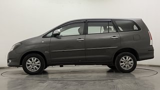 Used 2012 Toyota Innova [2008-2013] 2.5 V 8 STR Diesel Manual exterior LEFT SIDE VIEW