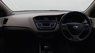 Used 2016 Hyundai Elite i20 [2014-2018] Sportz 1.2 Petrol Manual interior DASHBOARD VIEW