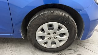Used 2018 Hyundai Elite i20 [2014-2018] Sportz 1.2 Petrol Manual tyres RIGHT FRONT TYRE RIM VIEW