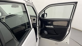 Used 2014 Maruti Suzuki Wagon R 1.0 [2010-2019] VXi Petrol Manual interior RIGHT FRONT DOOR OPEN VIEW