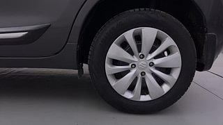 Used 2017 Maruti Suzuki Baleno [2015-2019] Delta AT Petrol Petrol Automatic tyres LEFT REAR TYRE RIM VIEW