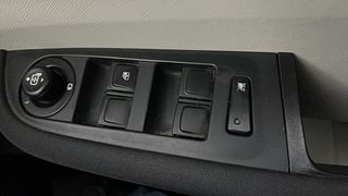 Used 2022 Tata Altroz XZA Petrol DCT Petrol Automatic top_features Power windows
