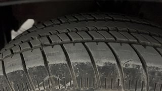 Used 2018 Honda Brio [2017-2018] VX AT Petrol Automatic tyres LEFT FRONT TYRE TREAD VIEW