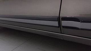 Used 2020 Maruti Suzuki Swift [2017-2021] ZXI Petrol Manual dents MINOR DENT