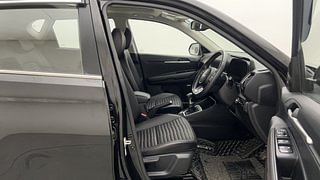 Used 2022 Kia Sonet GTX Plus 1.0 iMT Petrol Manual interior RIGHT SIDE FRONT DOOR CABIN VIEW