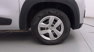 Used 2016 Renault Kwid [2015-2019] RXT Petrol Manual tyres RIGHT FRONT TYRE RIM VIEW