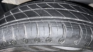 Used 2022 Renault Kwid RXL Petrol Manual tyres LEFT FRONT TYRE TREAD VIEW