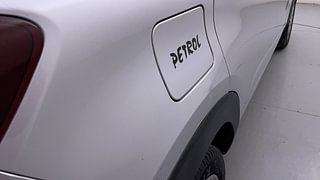 Used 2022 Renault Triber RXZ AMT Petrol Automatic dents MINOR SCRATCH