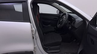Used 2016 Renault Kwid [2015-2019] RXT Petrol Manual interior RIGHT SIDE FRONT DOOR CABIN VIEW