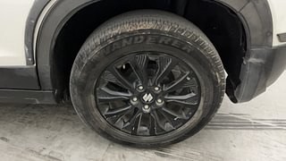Used 2020 Maruti Suzuki Vitara Brezza [2020-2022] ZXI AT Petrol Automatic tyres LEFT REAR TYRE RIM VIEW
