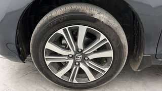 Used 2024 Honda Amaze 1.2 VX CVT i-VTEC Petrol Automatic tyres LEFT FRONT TYRE RIM VIEW