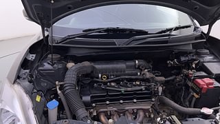 Used 2020 Maruti Suzuki Swift [2017-2021] ZXI Petrol Manual engine ENGINE RIGHT SIDE HINGE & APRON VIEW