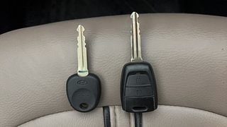 Used 2015 Hyundai Grand i10 [2013-2017] Sportz 1.2 Kappa VTVT Petrol Manual extra CAR KEY VIEW