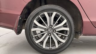 Used 2017 Honda City [2017-2020] VX CVT Petrol Automatic tyres RIGHT REAR TYRE RIM VIEW