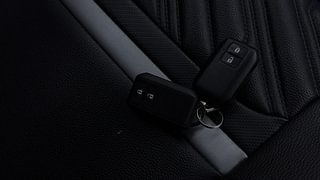 Used 2022 Maruti Suzuki Swift ZXI Petrol Manual extra CAR KEY VIEW