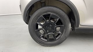 Used 2020 Maruti Suzuki Ignis [2017-2020] Zeta AMT Petrol Petrol Automatic tyres RIGHT REAR TYRE RIM VIEW