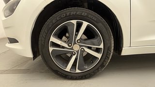 Used 2023 Tata Altroz XZ 1.2 Petrol Manual tyres LEFT FRONT TYRE RIM VIEW