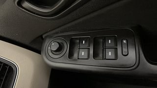 Used 2016 Tata Zest [2014-2019] XM Petrol Petrol Manual top_features Power windows