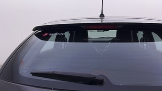 Used 2017 Maruti Suzuki Baleno [2015-2019] Delta AT Petrol Petrol Automatic top_features Rear wiper