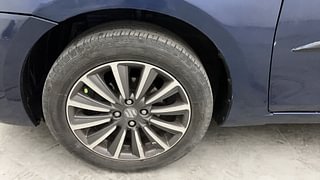 Used 2019 Maruti Suzuki Ciaz Alpha Petrol Petrol Manual tyres LEFT FRONT TYRE RIM VIEW