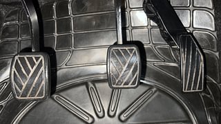 Used 2020 Maruti Suzuki S-Presso VXI Petrol Manual interior PEDALS VIEW