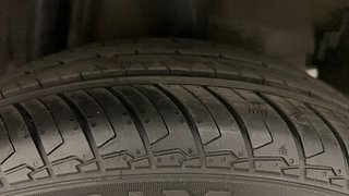 Used 2015 Honda City [2014-2017] VX Petrol Manual tyres LEFT REAR TYRE TREAD VIEW