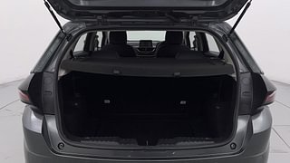 Used 2023 Tata Altroz XMA+ 1.2l Petrol AT Petrol Automatic interior DICKY INSIDE VIEW