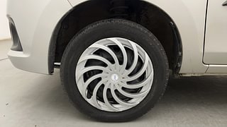 Used 2015 Maruti Suzuki Alto K10 [2014-2019] VXI AMT Petrol Automatic tyres LEFT FRONT TYRE RIM VIEW