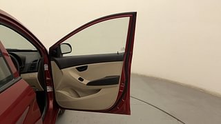 Used 2014 Hyundai Eon [2011-2018] Magna Petrol Manual interior RIGHT FRONT DOOR OPEN VIEW