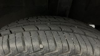 Used 2018 Renault Kwid [2017-2019] CLIMBER 1.0 Petrol Manual tyres LEFT REAR TYRE TREAD VIEW