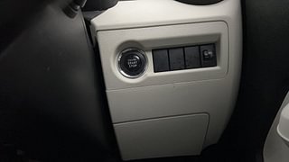 Used 2020 Maruti Suzuki Ignis [2017-2020] Zeta AMT Petrol Petrol Automatic top_features Keyless start