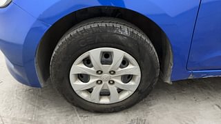 Used 2018 Hyundai Elite i20 [2014-2018] Sportz 1.2 Petrol Manual tyres LEFT FRONT TYRE RIM VIEW