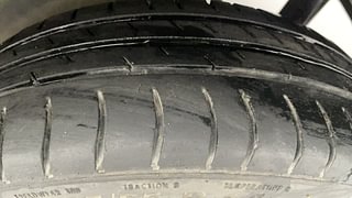 Used 2014 Maruti Suzuki Wagon R 1.0 [2010-2019] VXi Petrol Manual tyres LEFT REAR TYRE TREAD VIEW