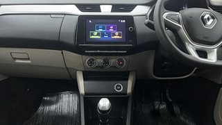 Used 2021 Renault Triber RXZ Petrol Manual interior MUSIC SYSTEM & AC CONTROL VIEW