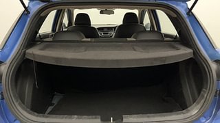 Used 2018 Hyundai Elite i20 [2014-2018] Sportz 1.2 Petrol Manual interior DICKY INSIDE VIEW