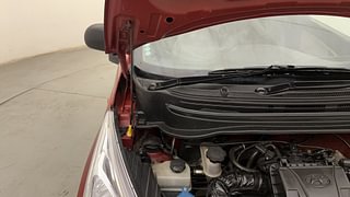Used 2014 Hyundai Eon [2011-2018] Magna Petrol Manual engine ENGINE RIGHT SIDE HINGE & APRON VIEW
