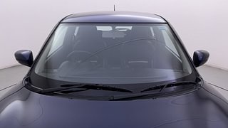 Used 2022 Maruti Suzuki Swift ZXI Petrol Manual exterior FRONT WINDSHIELD VIEW