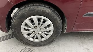 Used 2016 hyundai i10 Sportz 1.1 Petrol Petrol Manual tyres LEFT FRONT TYRE RIM VIEW