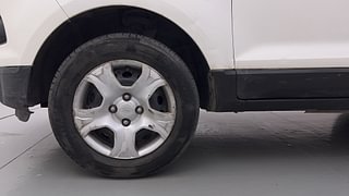 Used 2016 Ford EcoSport [2015-2017] Trend 1.5L TDCi Diesel Manual tyres LEFT FRONT TYRE RIM VIEW