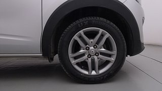 Used 2022 Renault Triber RXZ AMT Petrol Automatic tyres RIGHT FRONT TYRE RIM VIEW