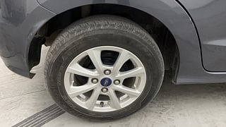 Used 2020 Ford Figo [2019-2021] Titanium Petrol Petrol Manual tyres RIGHT REAR TYRE RIM VIEW