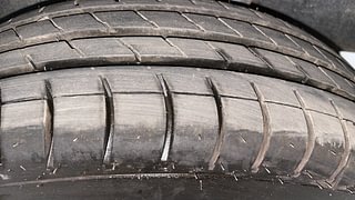 Used 2020 Renault Kwid 1.0 RXL AMT Petrol Automatic tyres LEFT REAR TYRE TREAD VIEW