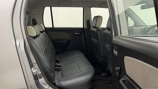 Used 2014 Maruti Suzuki Wagon R 1.0 [2010-2019] LXi Petrol Manual interior RIGHT SIDE REAR DOOR CABIN VIEW