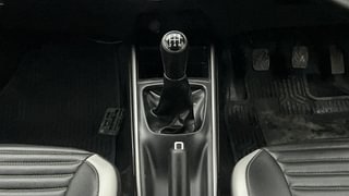 Used 2020 Maruti Suzuki Baleno [2019-2022] Delta Petrol Petrol Manual interior GEAR  KNOB VIEW