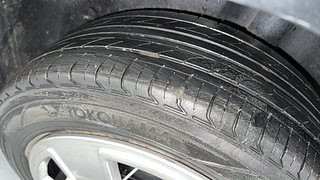 Used 2019 Volkswagen Ameo [2016-2020] 1.0 Comfortline Petrol Petrol Manual tyres LEFT REAR TYRE TREAD VIEW