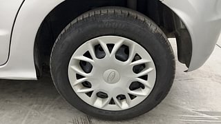 Used 2016 Ford Figo [2015-2019] Trend 1.2 Ti-VCT Petrol Manual tyres LEFT REAR TYRE RIM VIEW