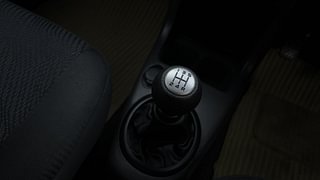 Used 2011 Maruti Suzuki Swift [2007-2011] VXi Petrol Manual interior GEAR  KNOB VIEW
