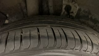 Used 2014 Hyundai i20 [2012-2014] Asta 1.2 Petrol Manual tyres RIGHT REAR TYRE TREAD VIEW