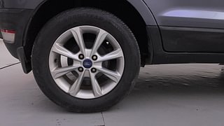 Used 2018 Ford EcoSport [2017-2021] Titanium 1.5L TDCi Diesel Manual tyres RIGHT REAR TYRE RIM VIEW