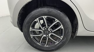 Used 2019 Maruti Suzuki Swift [2017-2021] ZXi Plus AMT Petrol Automatic tyres RIGHT REAR TYRE RIM VIEW